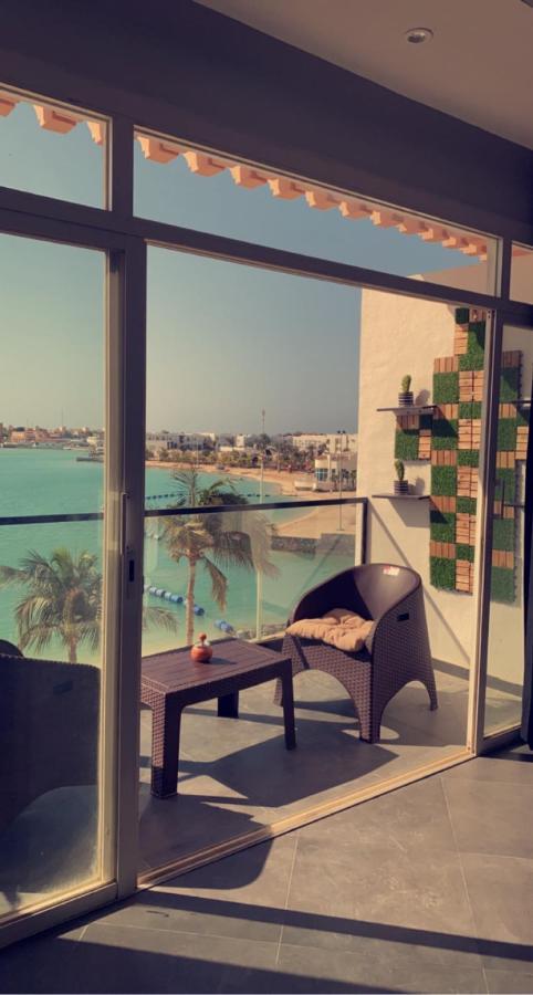 درة العروس *